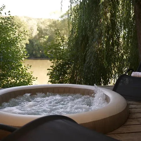 Secret Lake Prag Magic Place Relaxation& Wellness Rehenice Exterior photo
