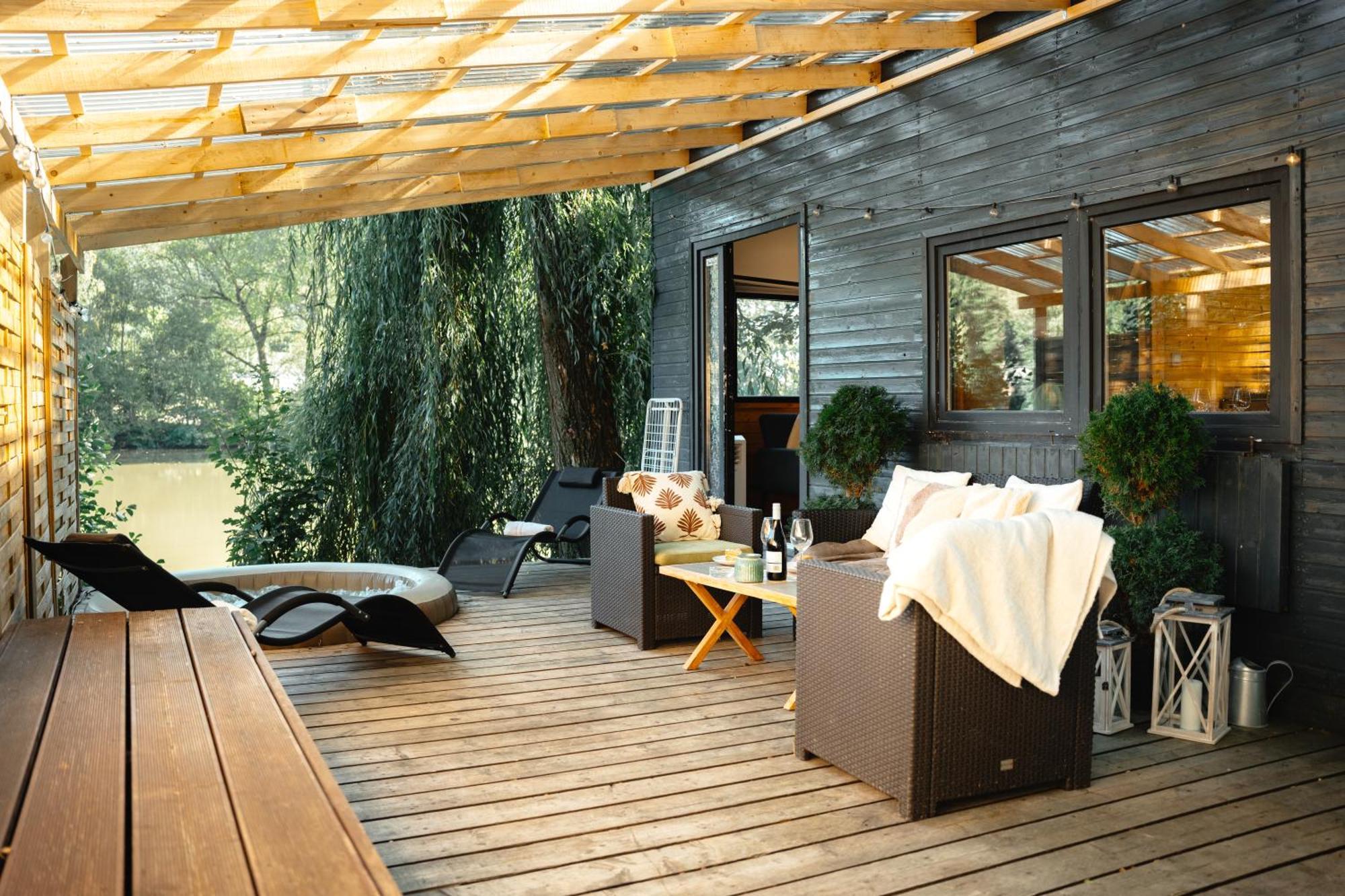 Secret Prag Magic Place Relaxation& Wellness Apartment Rehenice
